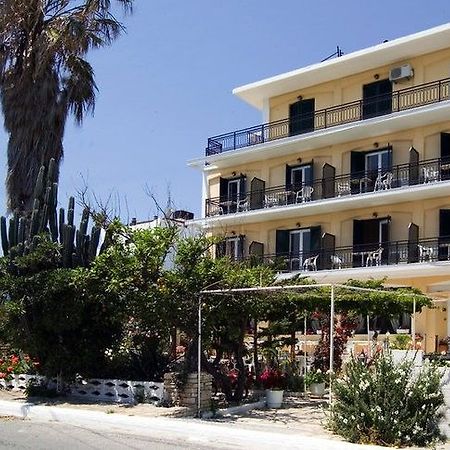 Niki Hotel Számosz Kültér fotó